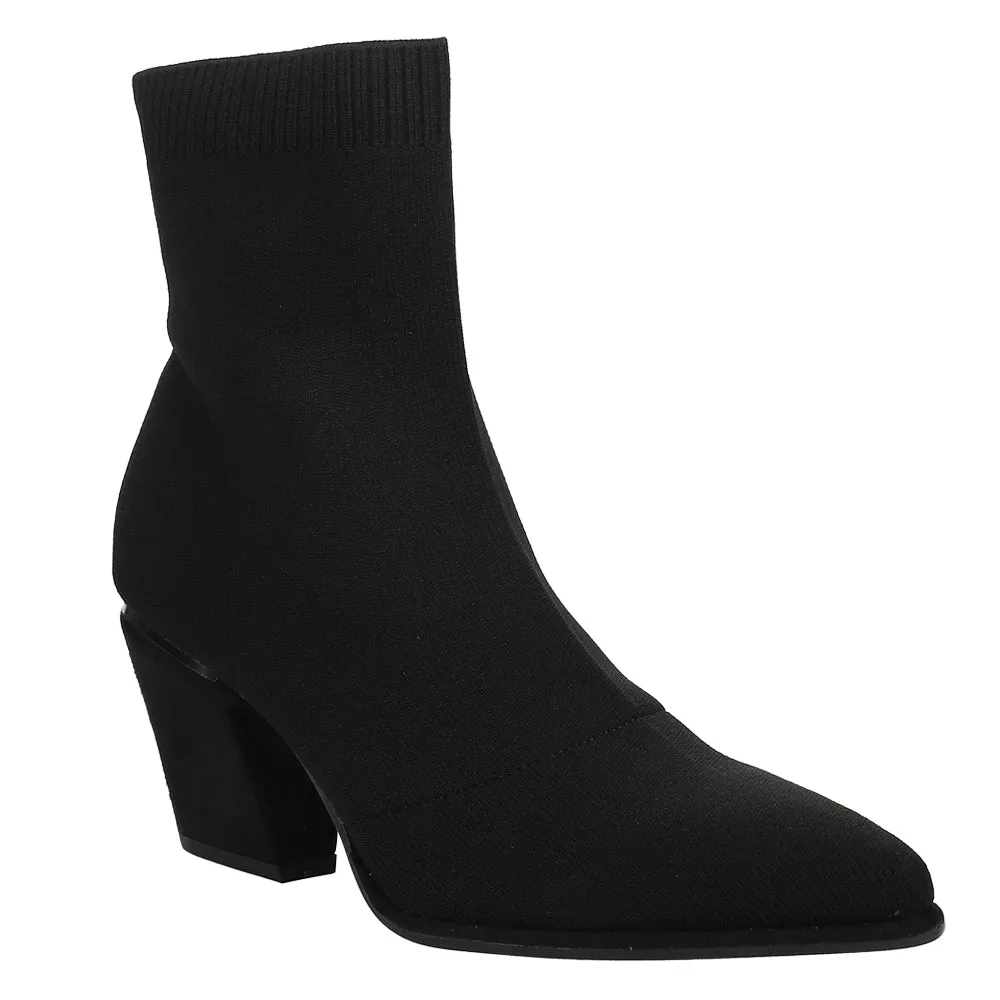 Draxton Ankle Pull On Round Toe Booties