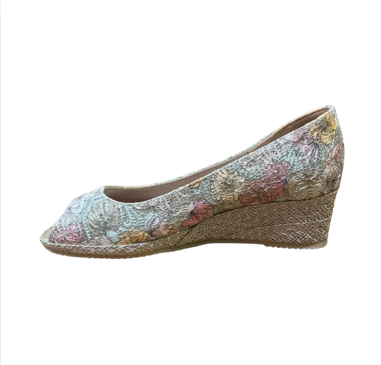 Emma Light Multi Wedge