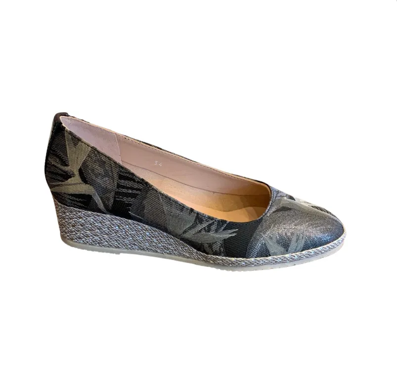 Riva 595 Black And Silver Floral wedge