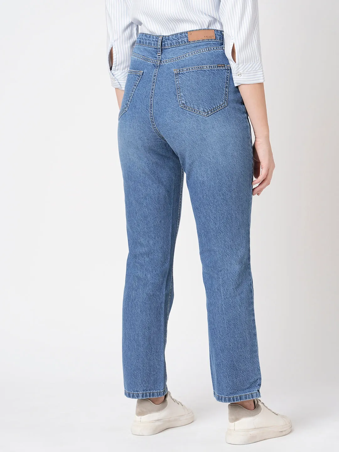 Women High Rise Relaxed Straight Fit