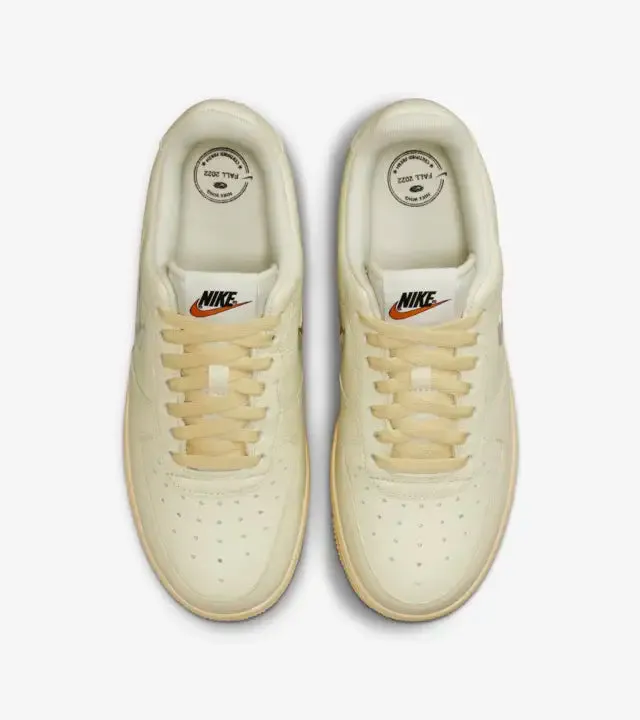 Women's Air Force 1 '07 LX Coconut Milk Light Bone DO9456-100